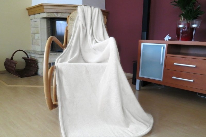 Deka MIKRO smetanová č.2